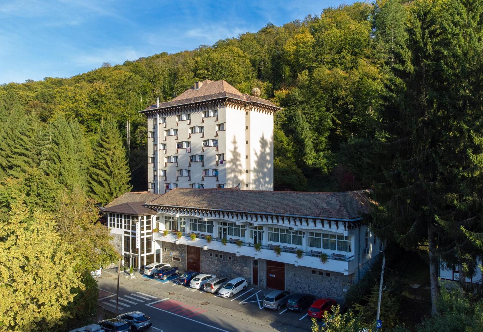 Hotel Hefaistos - Sovata Eksteriør bilde