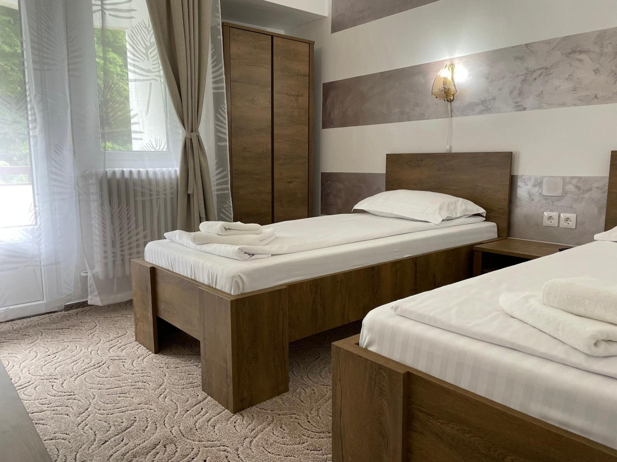 Hotel Hefaistos - Sovata Eksteriør bilde
