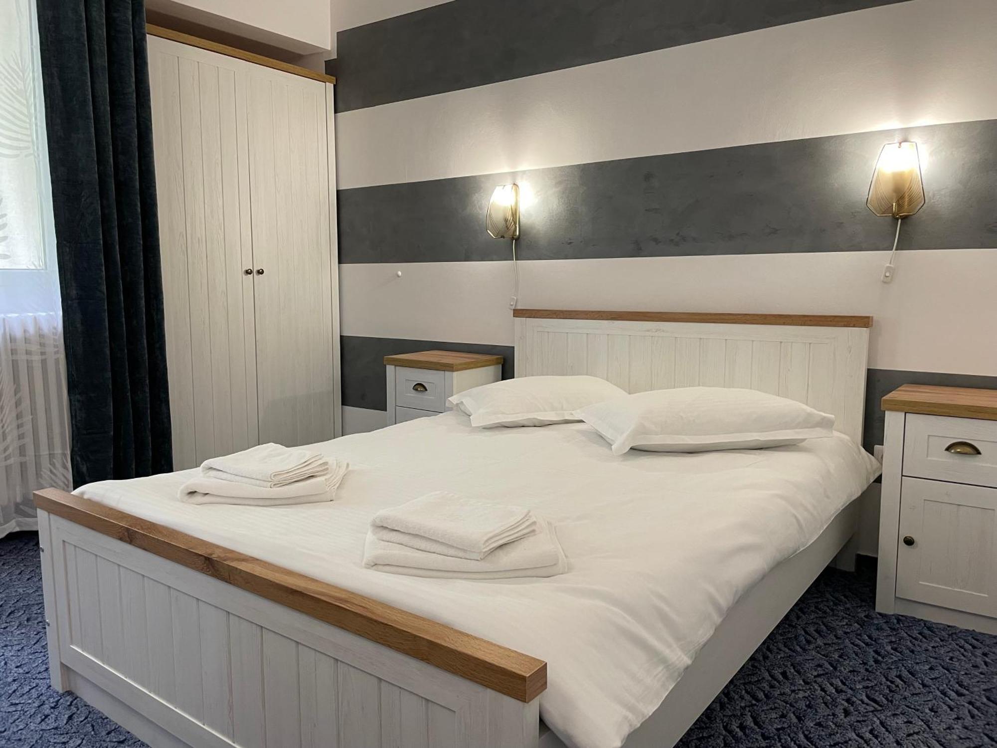 Hotel Hefaistos - Sovata Eksteriør bilde